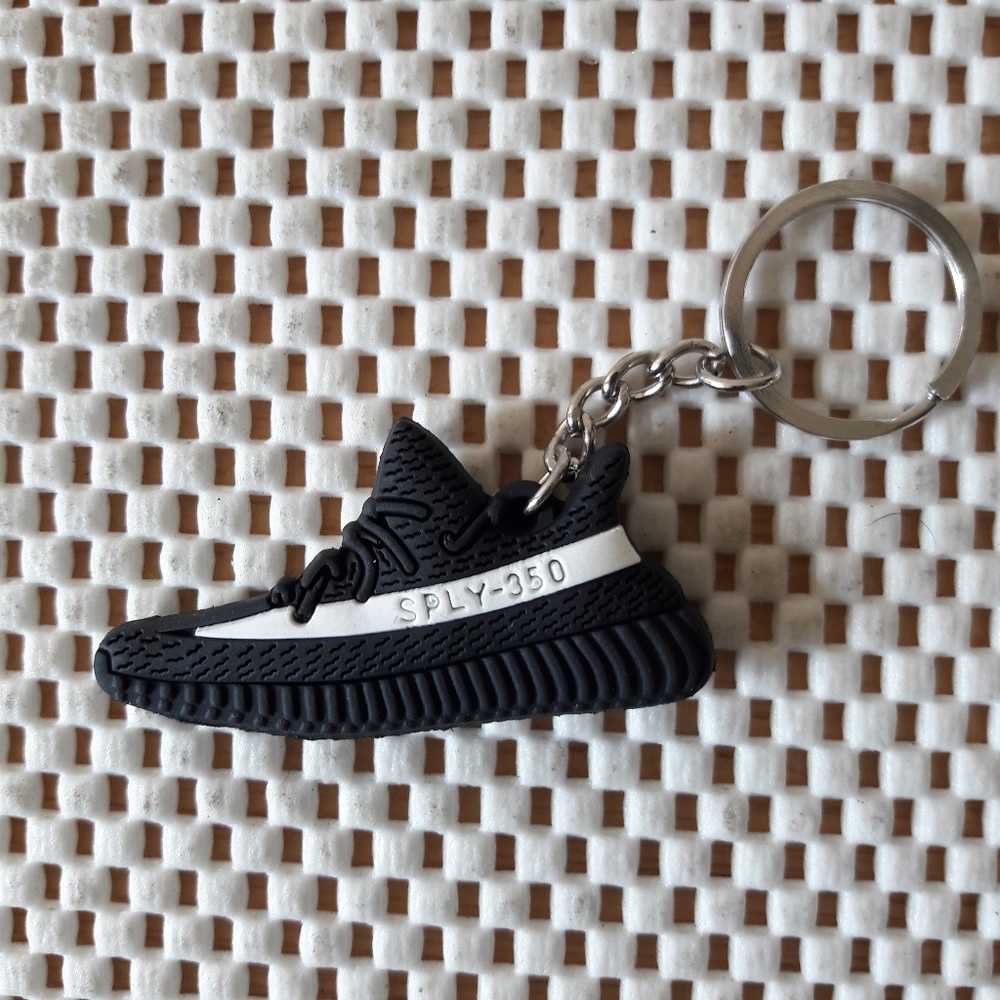Keychain - Picture 1 of 7